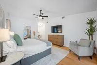 Court Haven Paradise: Your All-in-One Getaway