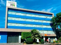 Hotel MX forum buenavista CDMX, Trademark by Wyndham Hotels near Buenavista
