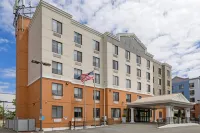 Country Inn & Suites by Radisson, Staten Island - 2-Star