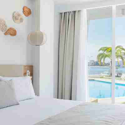 Suites Roc Portonova Rooms