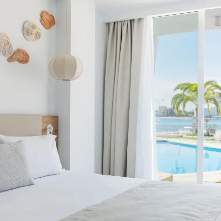 Suites Roc Portonova