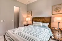 St Pete Escape w/ Patio & Yard: 6 Mi to Beach