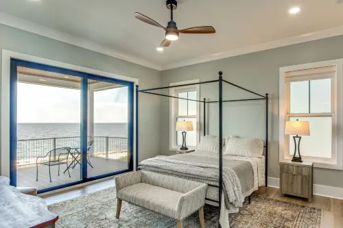 Luxury Beachfront Living! Epic Ocean Springs Home - 4 Sao