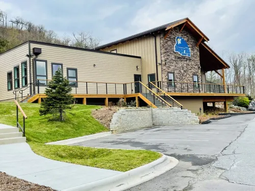 Sugar Mountain Old Bear at Sugar Ski- Slope side