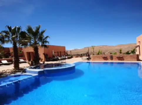 デイズ・ザルーカ・ホテル