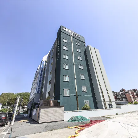 Geojedo Jangseungpo Hotel Pause