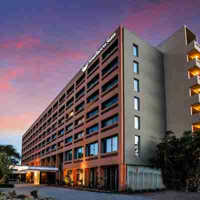 Southern Sun Newlands Hotel Exterior