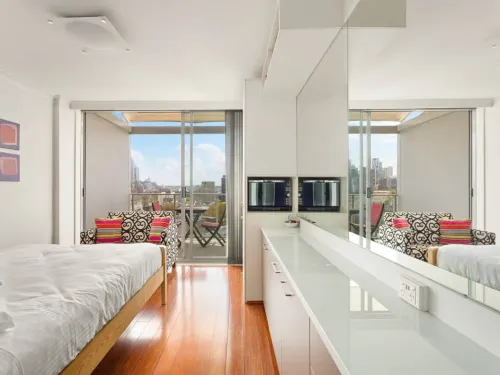 Cosy Studio with City Views
