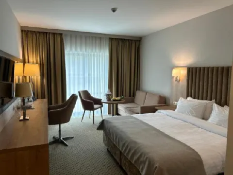 Hotel Malbork - Centrum Konferencyjne Các khách sạn ở 