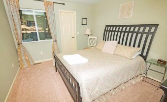 3614 Saddle Road 3 Bedroom Cabin by RedAwning