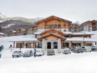 Hameau des Eaux d'Orelle Hotels in Orelle