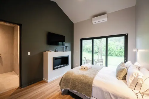 Redwood Park Wolombi