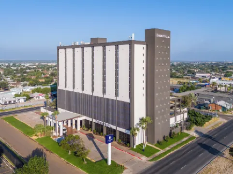 DoubleTree by Hilton Laredo