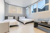 Cheorwon M Motel
