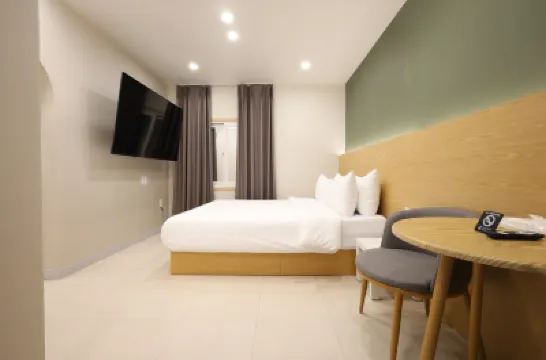 Calm Rest Hotel Masan Hotels in 