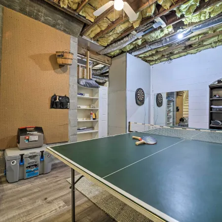 Brevard Retreat ~ 3 Mi to Downtown!