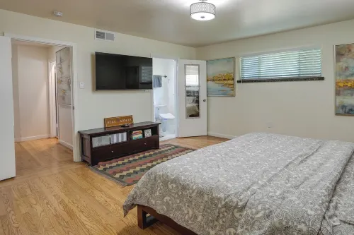 Stunning Bay-View Home in Kensington! - balcony