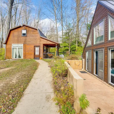 Family Home: Swim Spa, Patios, Grill + Fire Pit