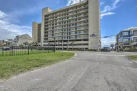 North Myrtle Beach Oceanfront Condo w/ Pool! - Wifi