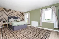 2 Bedroom House-Free Parking Hotels in Rosyth