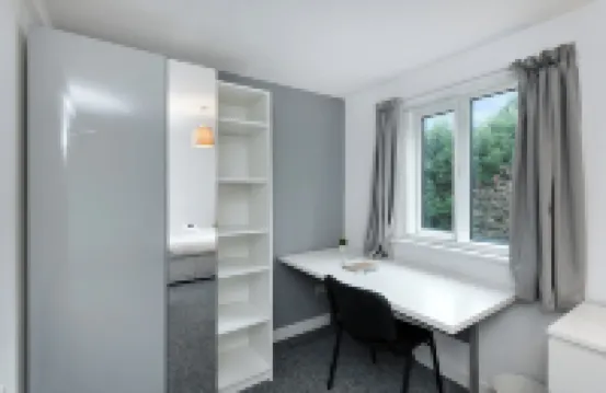 Montpellier Road 125