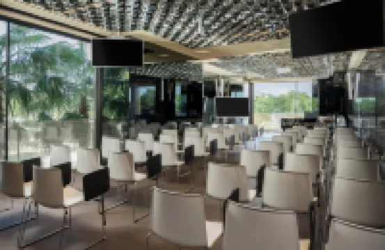 The Promenade Luxury Wellness Hotel