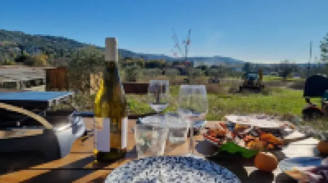 Quiet Family Home with Garden and View