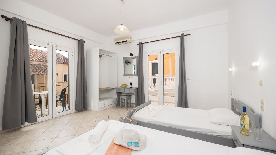 Kavos Panorama Hotel