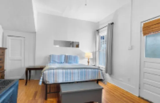 Suite 1, Quick Stroll to Downtown Black Mountain