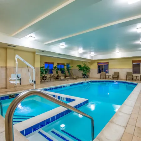 Holiday Inn Express & Suites Vernal - Dinosaurland by IHG