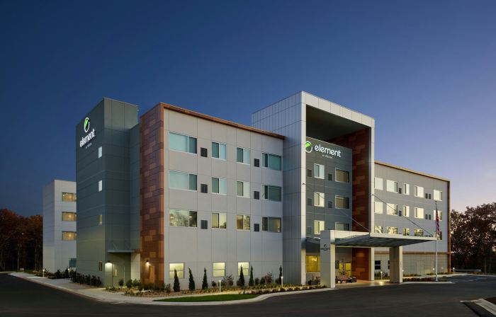 Element Branson
