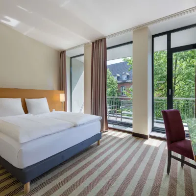 美居亞琛 am Dom 飯店 亞琛劇院附近的飯店