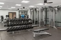 DoubleTree by Hilton McLean Tysons - Gym