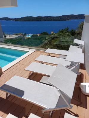 Apartmani D & J with Heated Pool & Stunning Sea View Hotels in Orasac