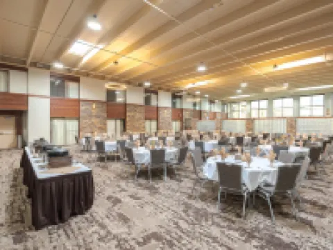 Best Western Plus GranTree Inn Hotels in Bozeman