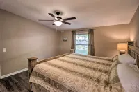 Lake Hamilton Home w/ Dock: 8 Mi to Hot Springs NP - 3-Star