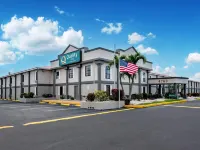 Quality Inn Fort Myers Cape Coral Hotels near List Distillery