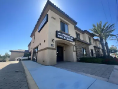 Aspire Inn & Suites Orange