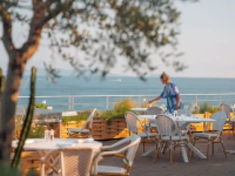 Hôtel les Roches – Relais & Châteaux - 5-Star