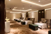 Golden Sun Hotel - Dalat - سبا