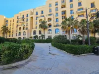Stunning Seafront Portomaso Apartment w/terraces