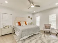 3 Mi to Usf: Dog-friendly Home w/ Large Yard Hotels in Lutz