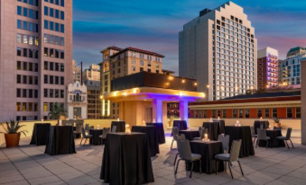 Embassy Suites by Hilton San Antonio Riverwalk Downtown