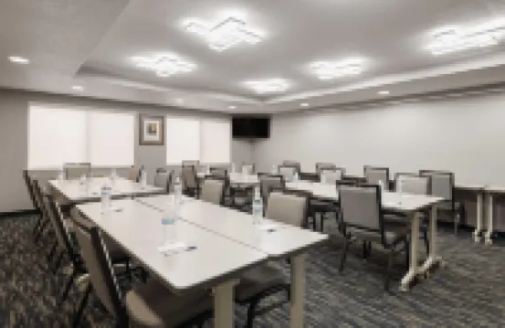 AmericInn by Wyndham Muscatine