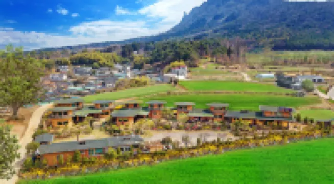 Jangheung Clay House World Pension