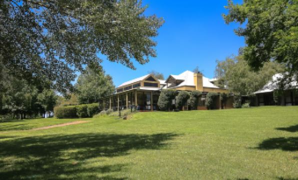 Briars Country Lodge