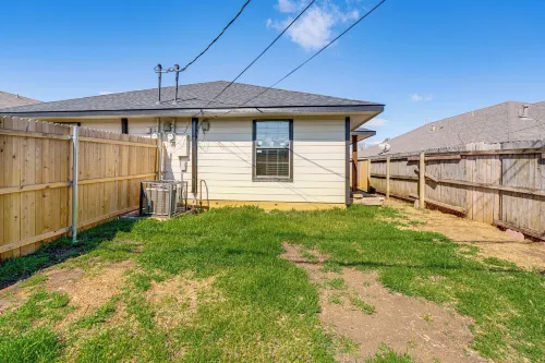 Explore the City w/ Ease! Quiet East Dallas Base