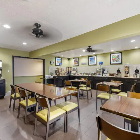 Best Western Airport Albuquerque Inn Suites Hotel  Suites