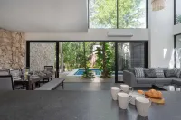 Twelve O’Clock Luxury Villas - Villas