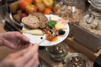 Baseltor Hotel & Restaurant - فطور